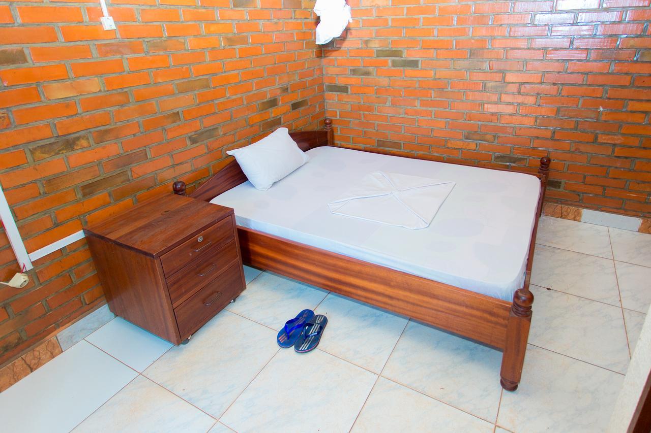 Heart Land Hotel Kigali Exterior foto