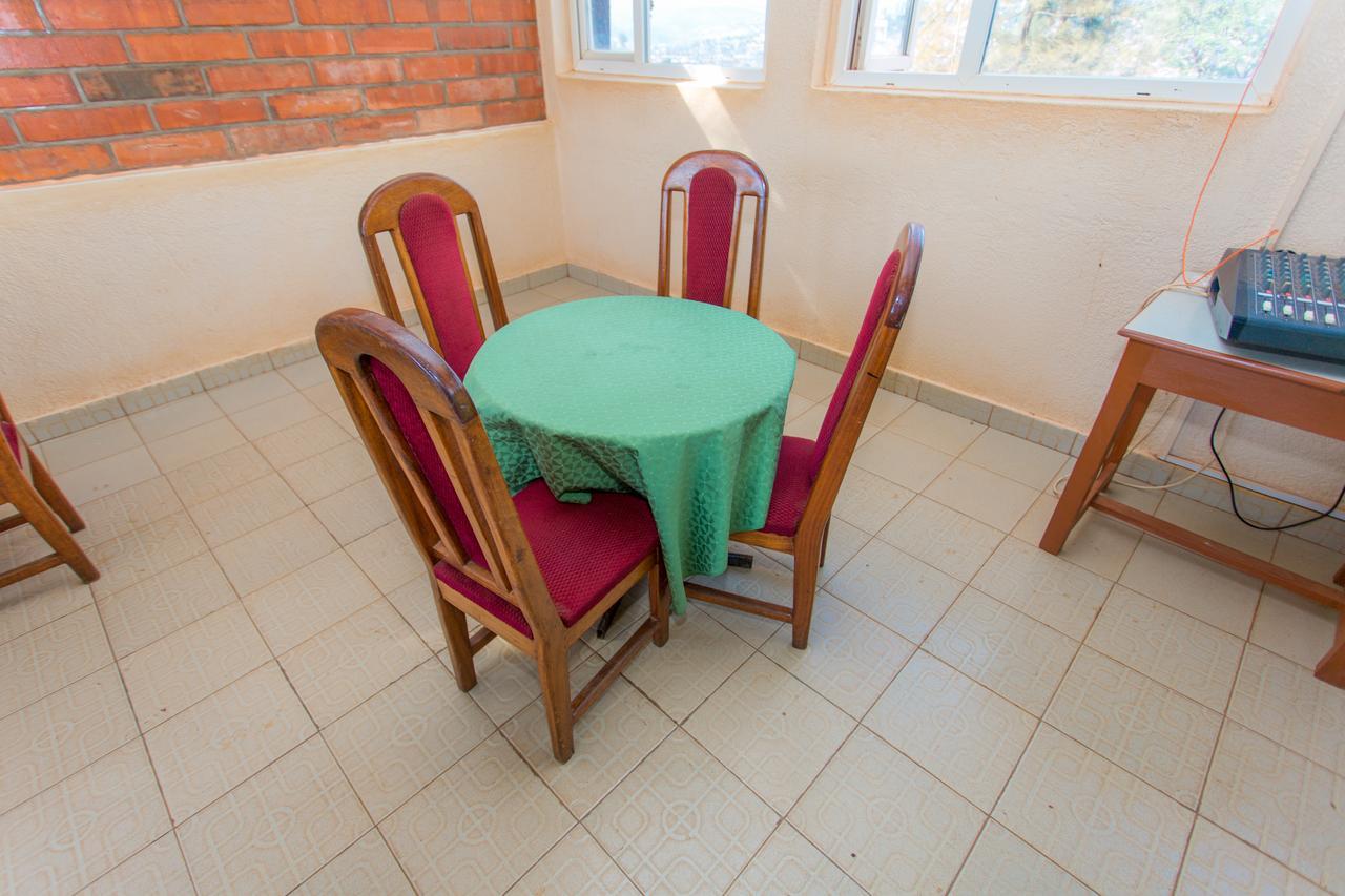 Heart Land Hotel Kigali Exterior foto