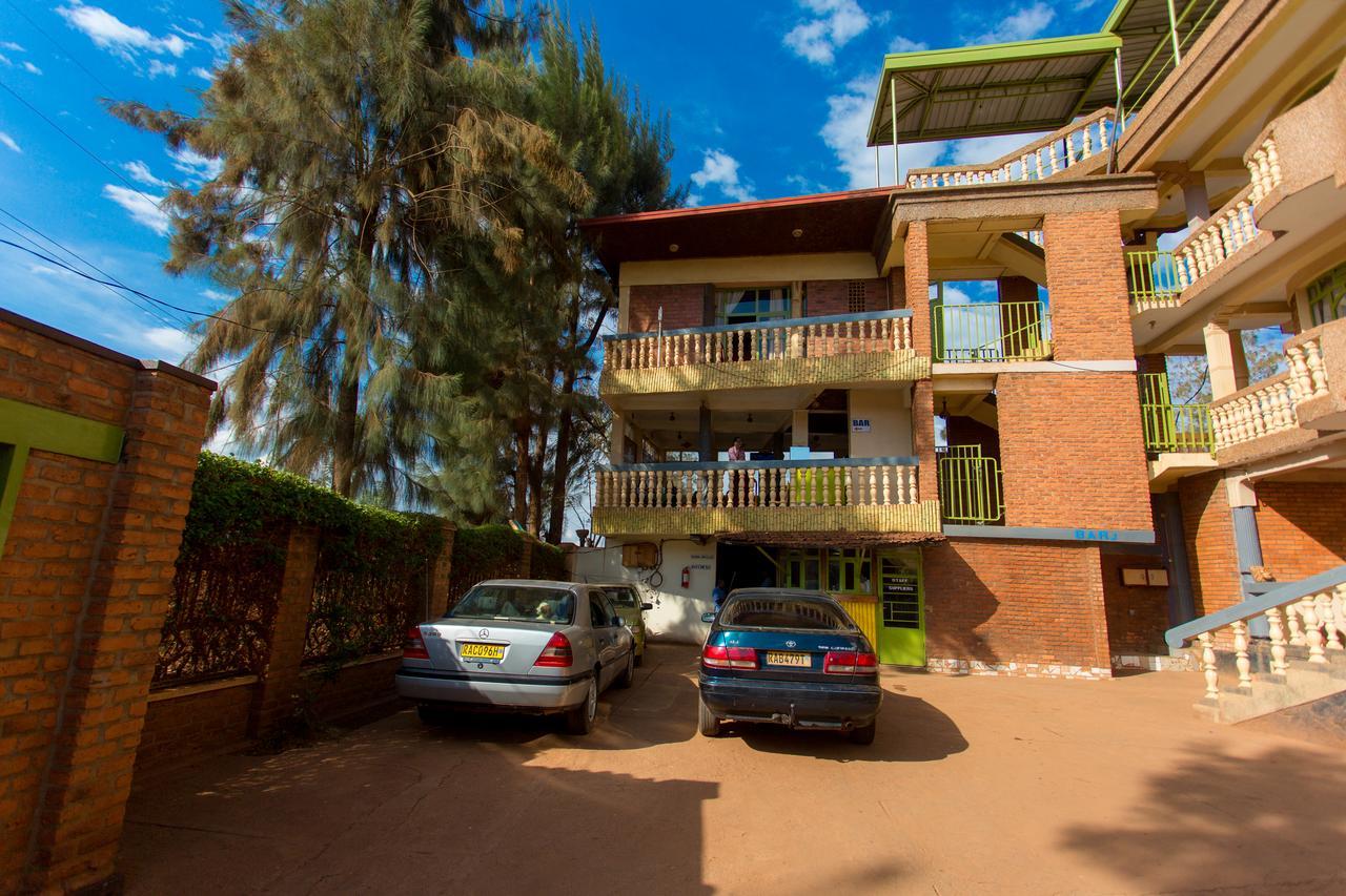 Heart Land Hotel Kigali Exterior foto