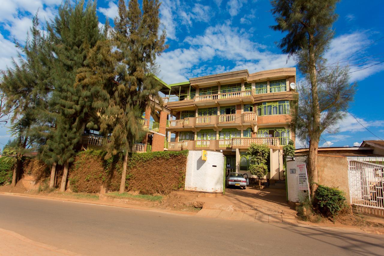 Heart Land Hotel Kigali Exterior foto
